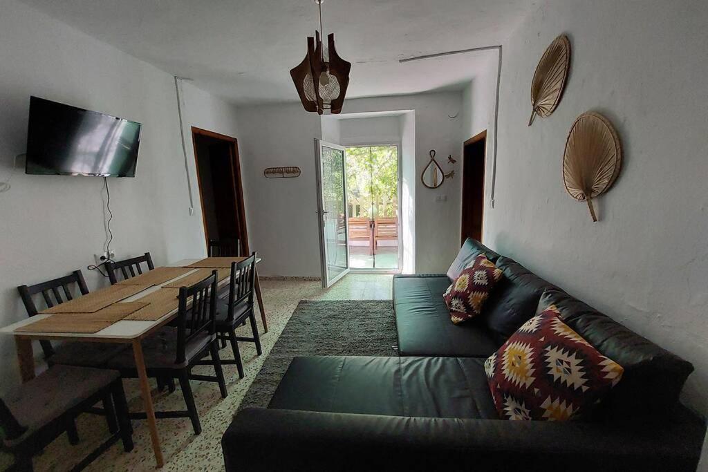 La Huerta Del Castillo Con Su Caz De Agua - Enjoy Life & Relax Holiday home