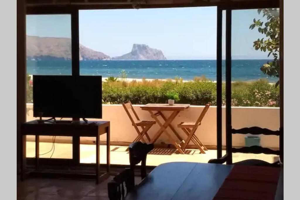 Beachfront Apt! Ac - Pool - Parking Apartamento Altea