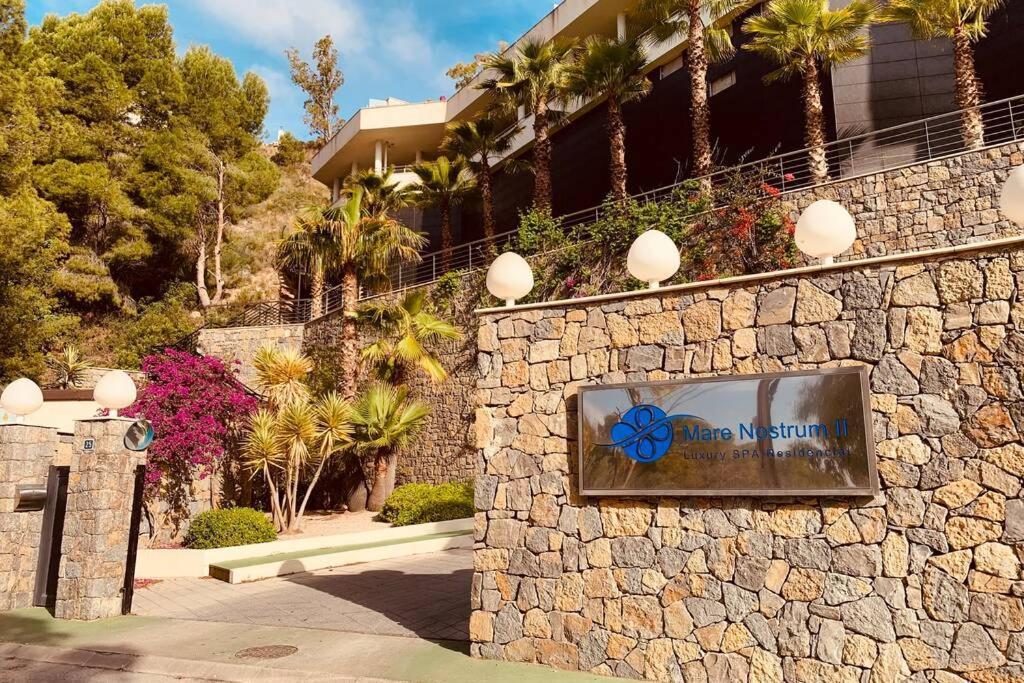 Hills Luxury Apartamento *