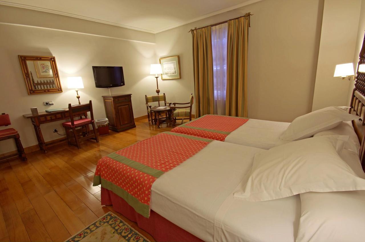 Hotel De Calahorra