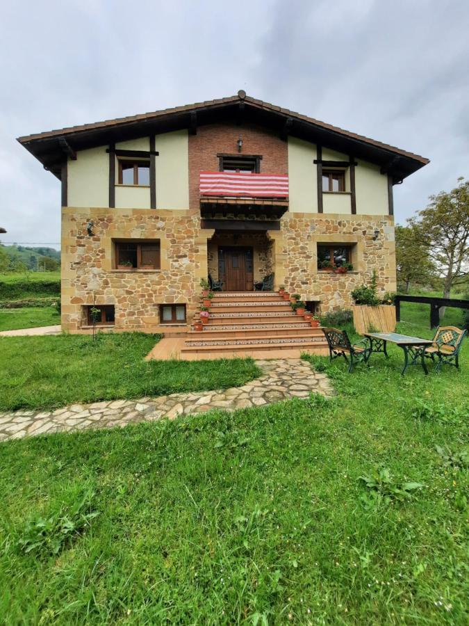 Casa Aingeru Pensión