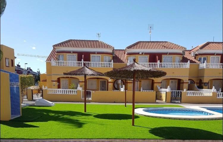 Macerana 1, Torreta Iii, Holiday home *