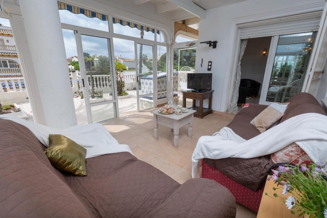 Fidalsa Grand Mediterranean Beachfront Villa *