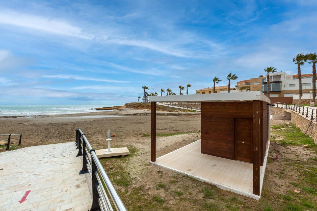 Fidalsa Grand Mediterranean Beachfront Villa *