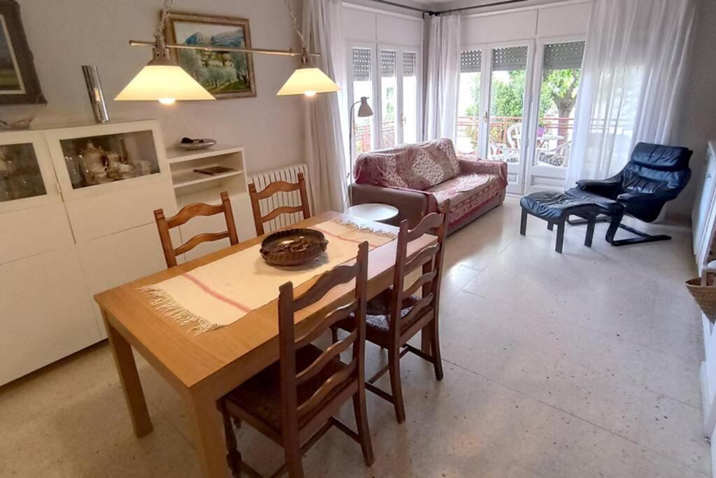 Ca La Merce - Agradable Casa En Holiday home Amer