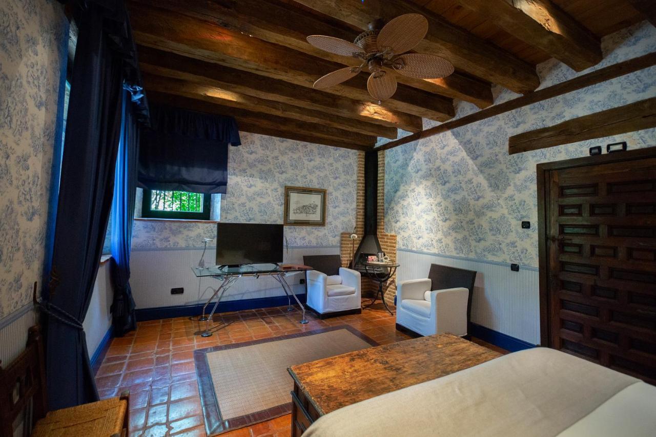 Rural Castillo De Hotel 5*