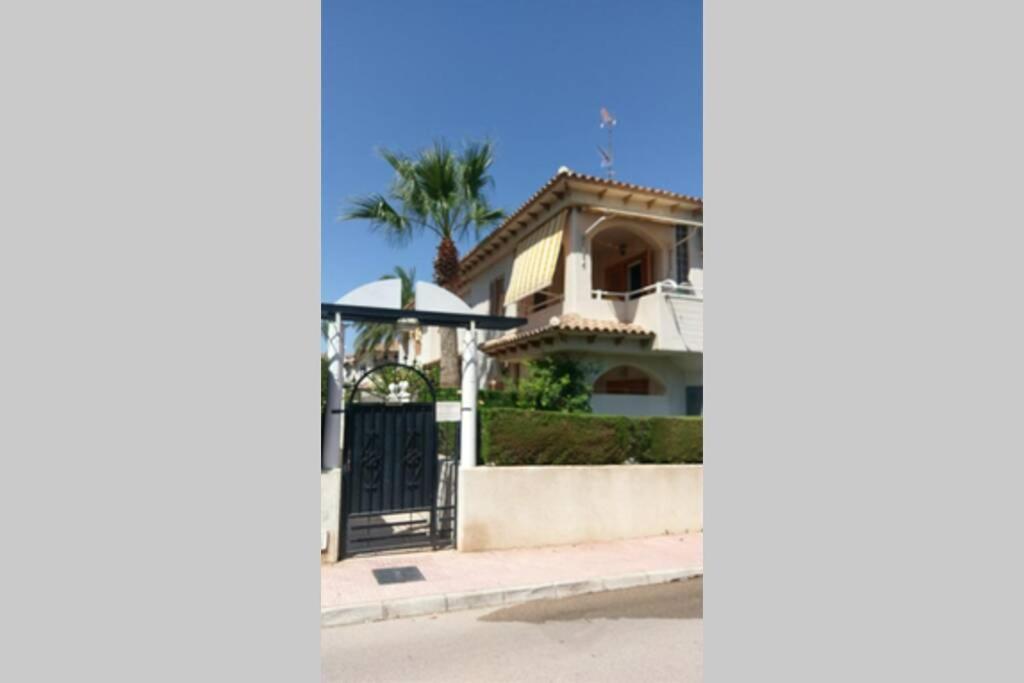 La Casa De La Palmera Torrevieja