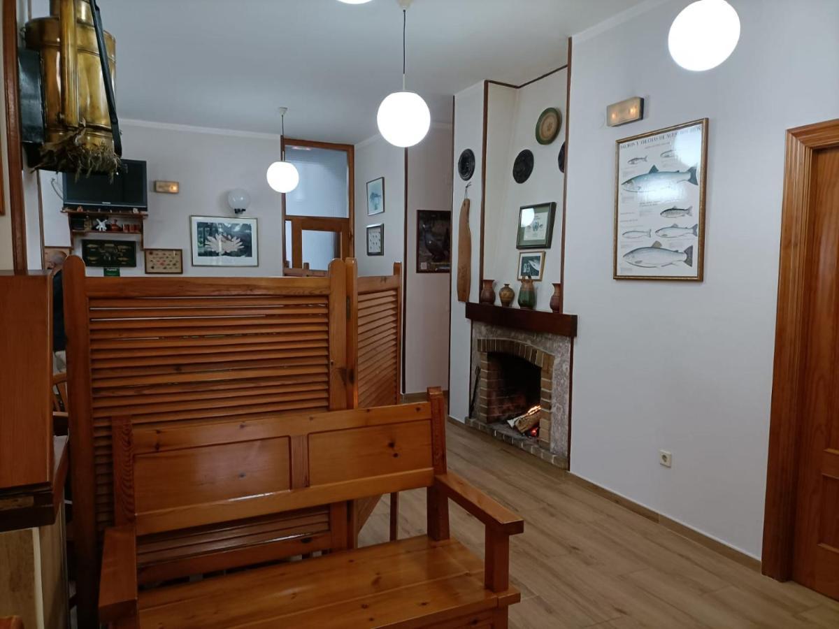 Hotel La Salmonera Caño
