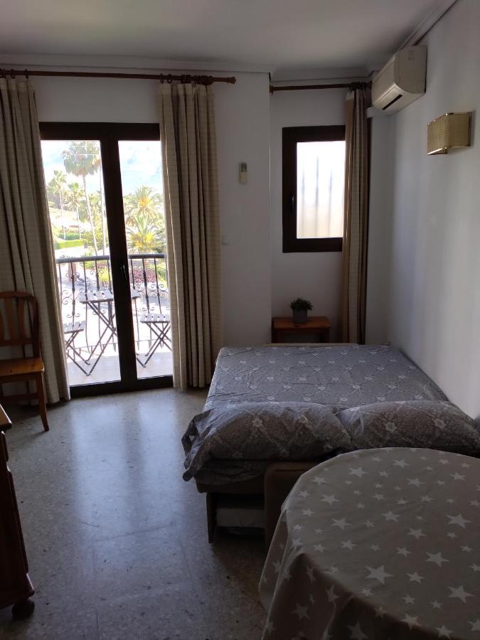 Parchís Con Piscina Apartamento