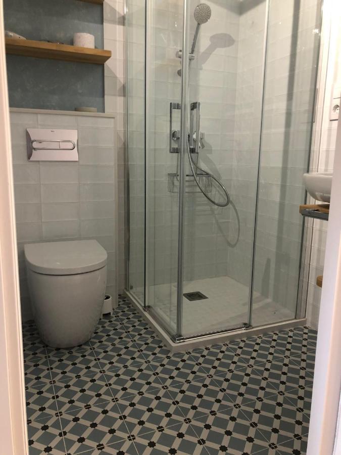 Completamente Equipado En Pontedeume. Apartamento