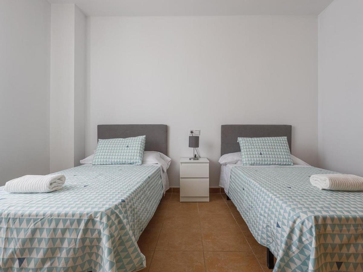 Fadesa Algaba 2 B Apartment