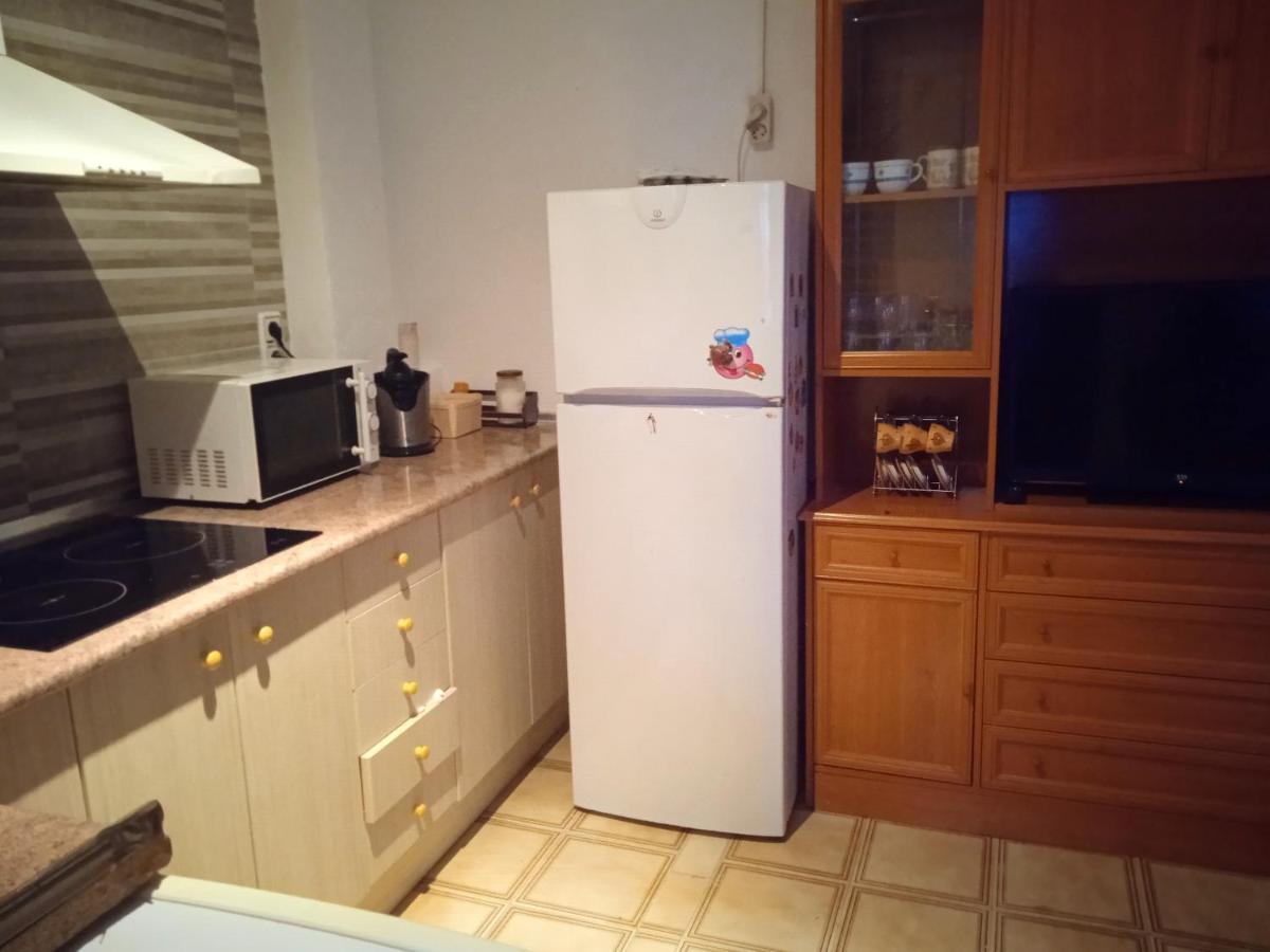 2 Bedrooms At *