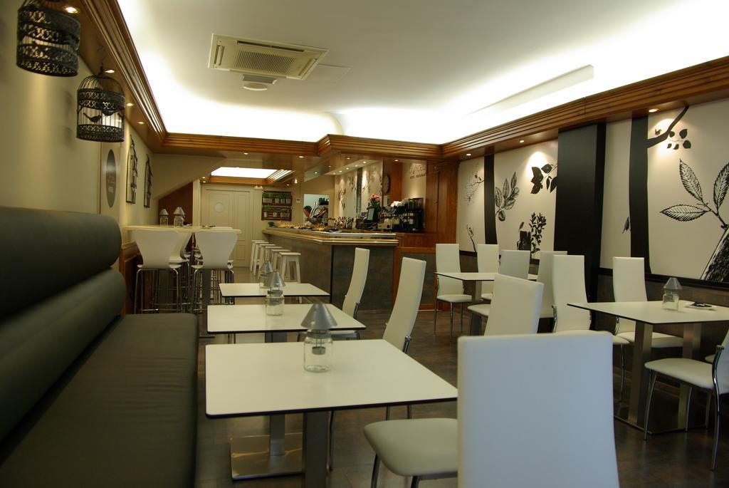 El Acebo Hotel 2*