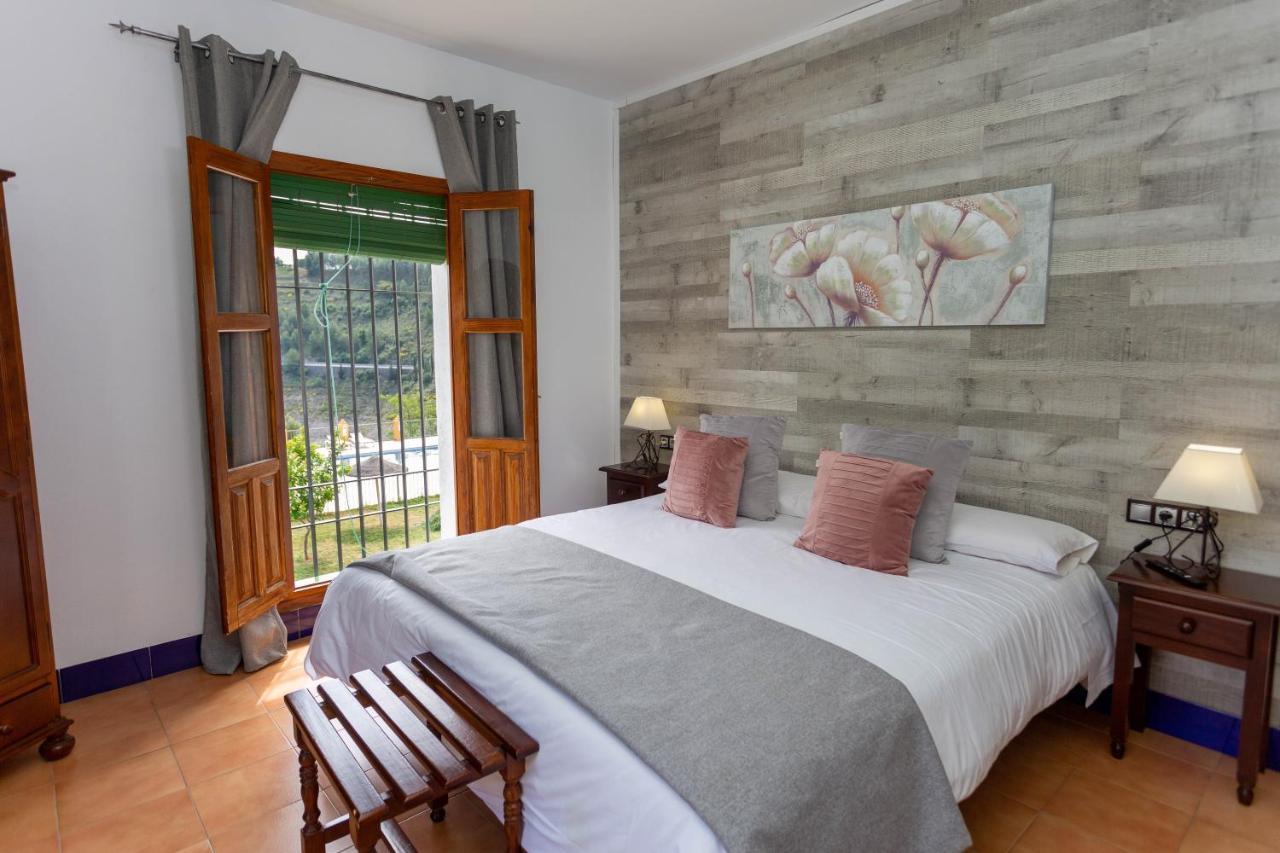 Hotel Caserio De 2*