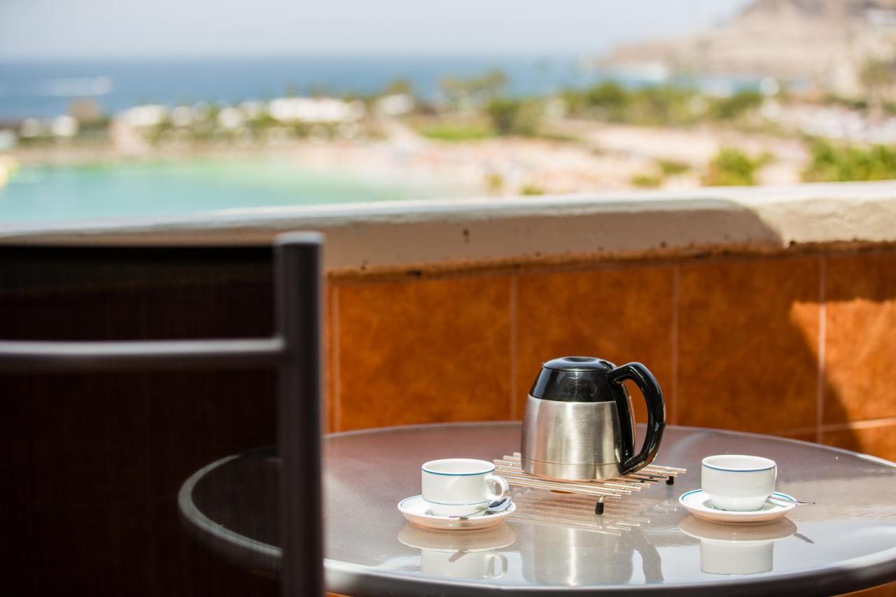 Amadores Apartahotel