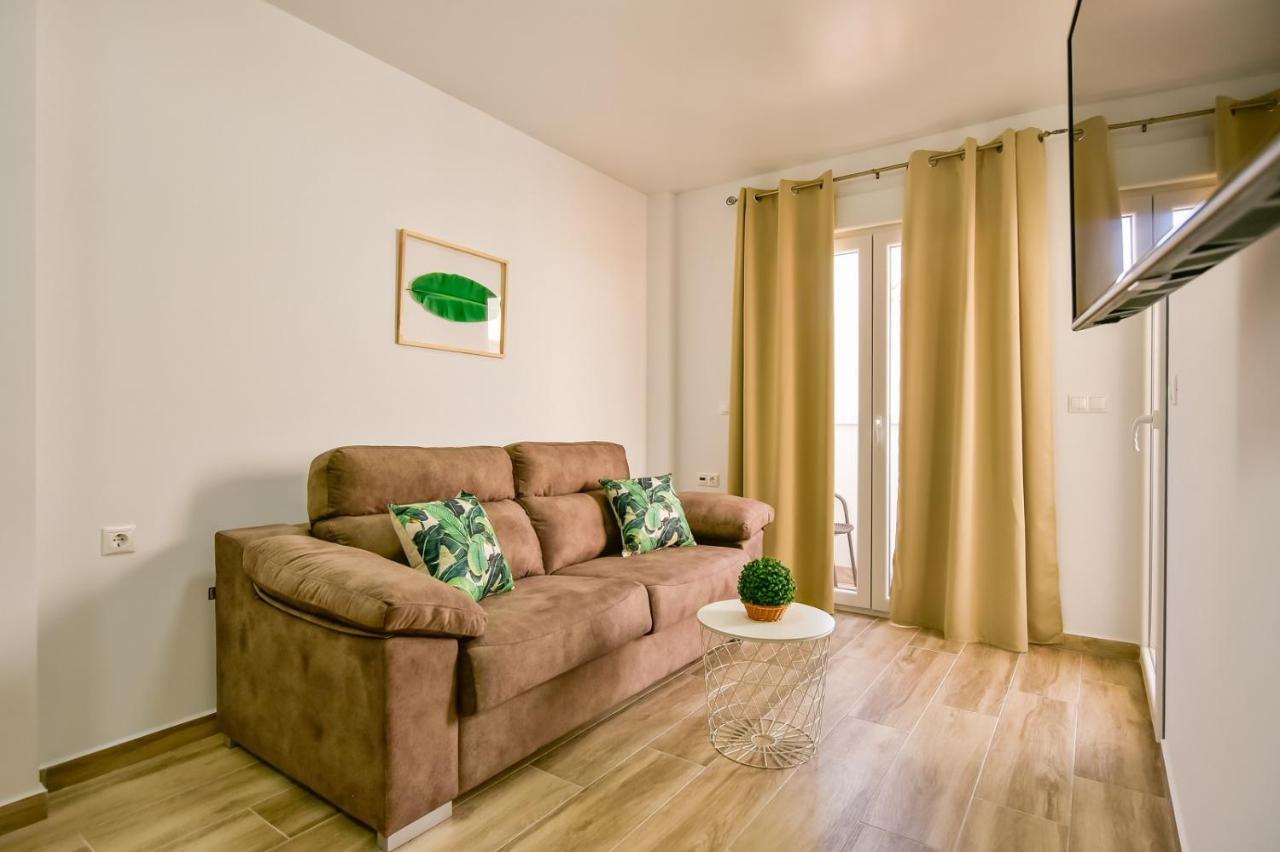 Cura Apartment *