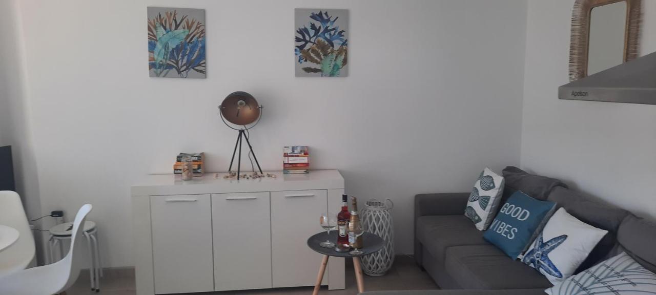 Sunset 230, Sun, Big Pool, Wifi Fiber, Central, Near Main Street And Apartment *