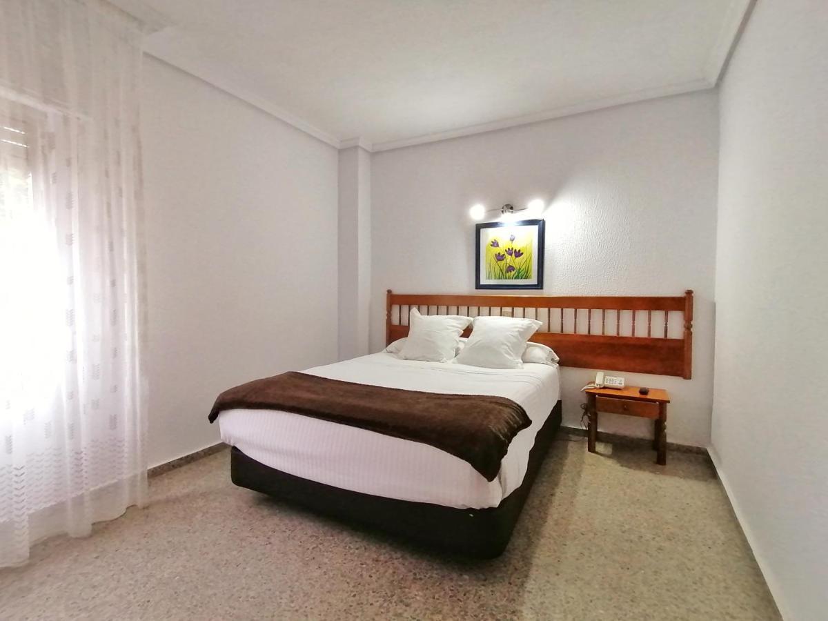 Hotel Rocas De 2*