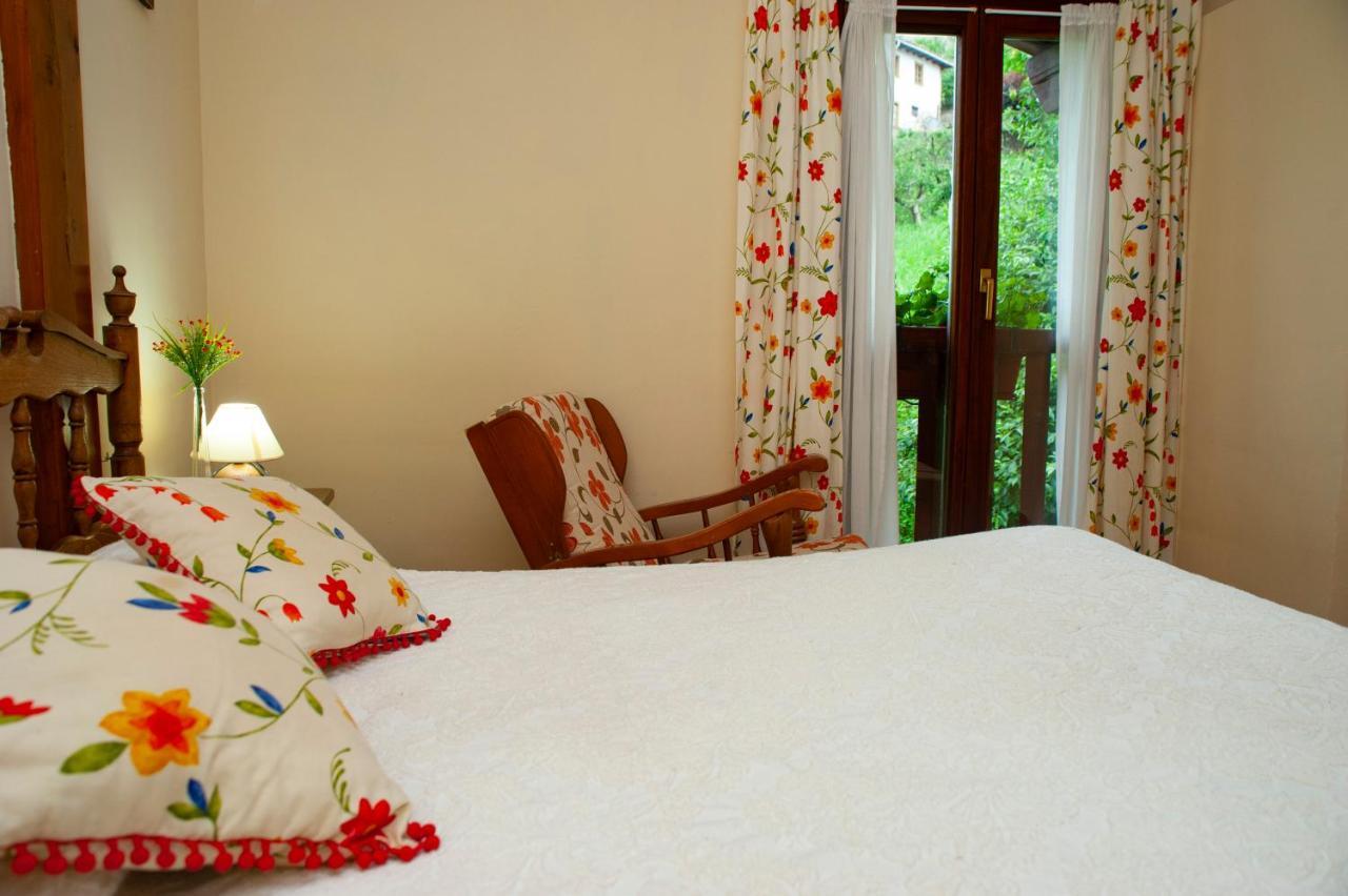 Penas Arriba Country house *