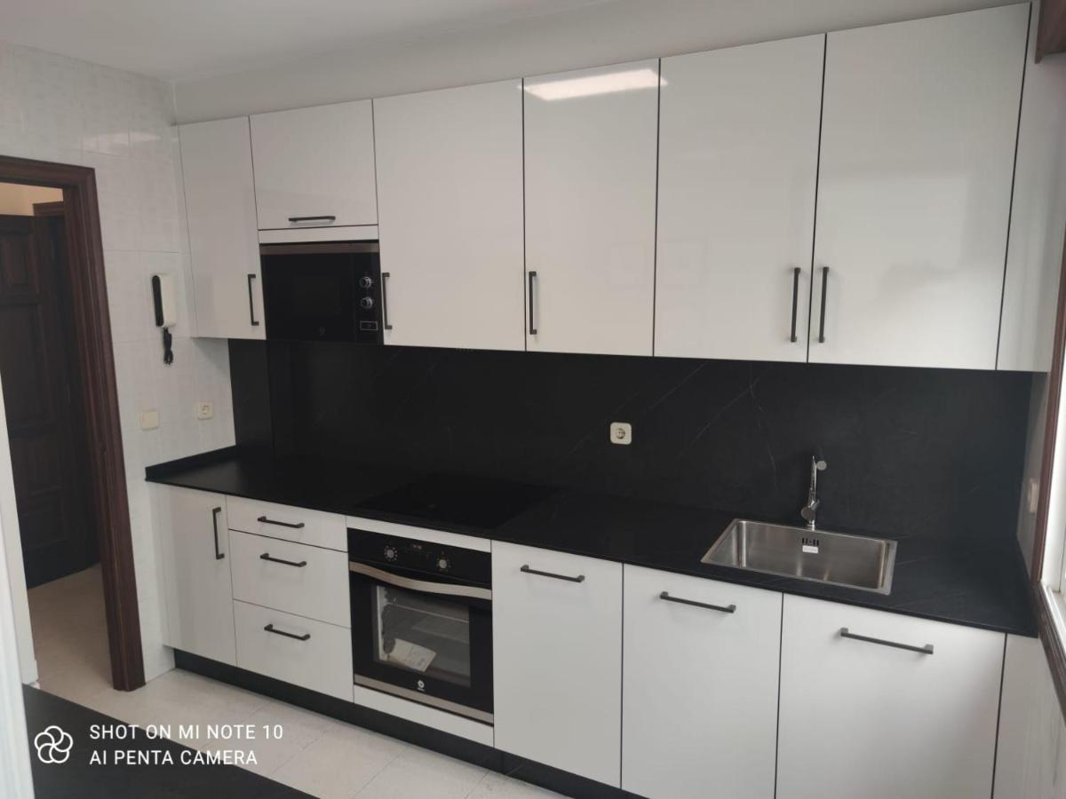 Centro,30 M De La Playa Apartamento Sanxenxo