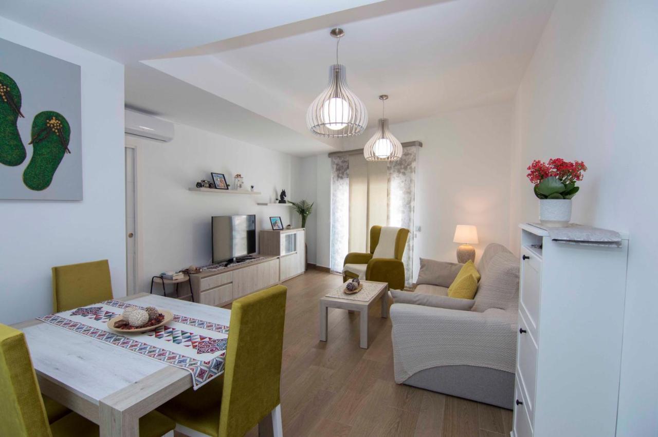 Cruz Del Mar Beach, Living Sur