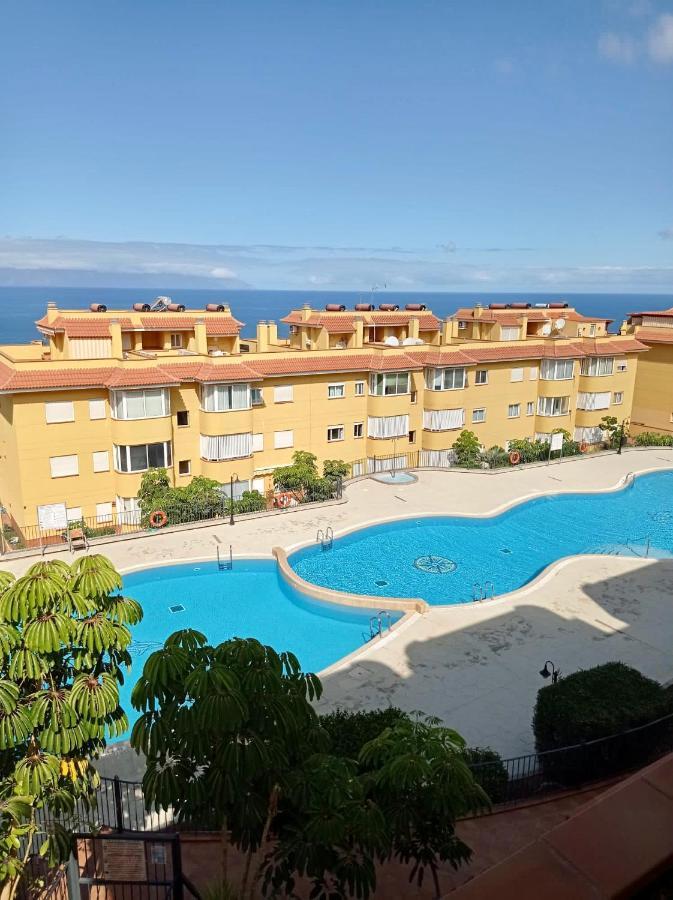 Puerto Santiago *