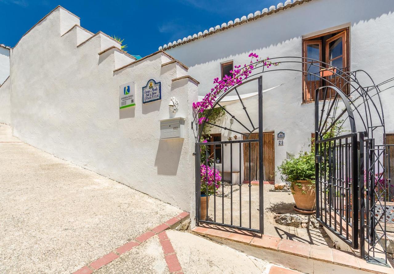 Casa Mundo - 16th Century Traditional White With Pool Сasa de vacaciones *