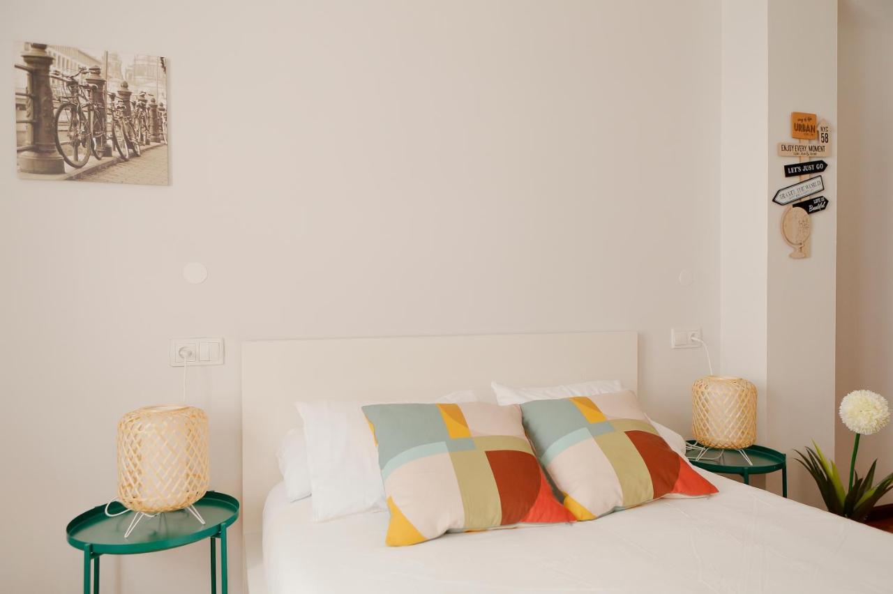 Puerto Deportivo Cimadevilla Apartment Gijon