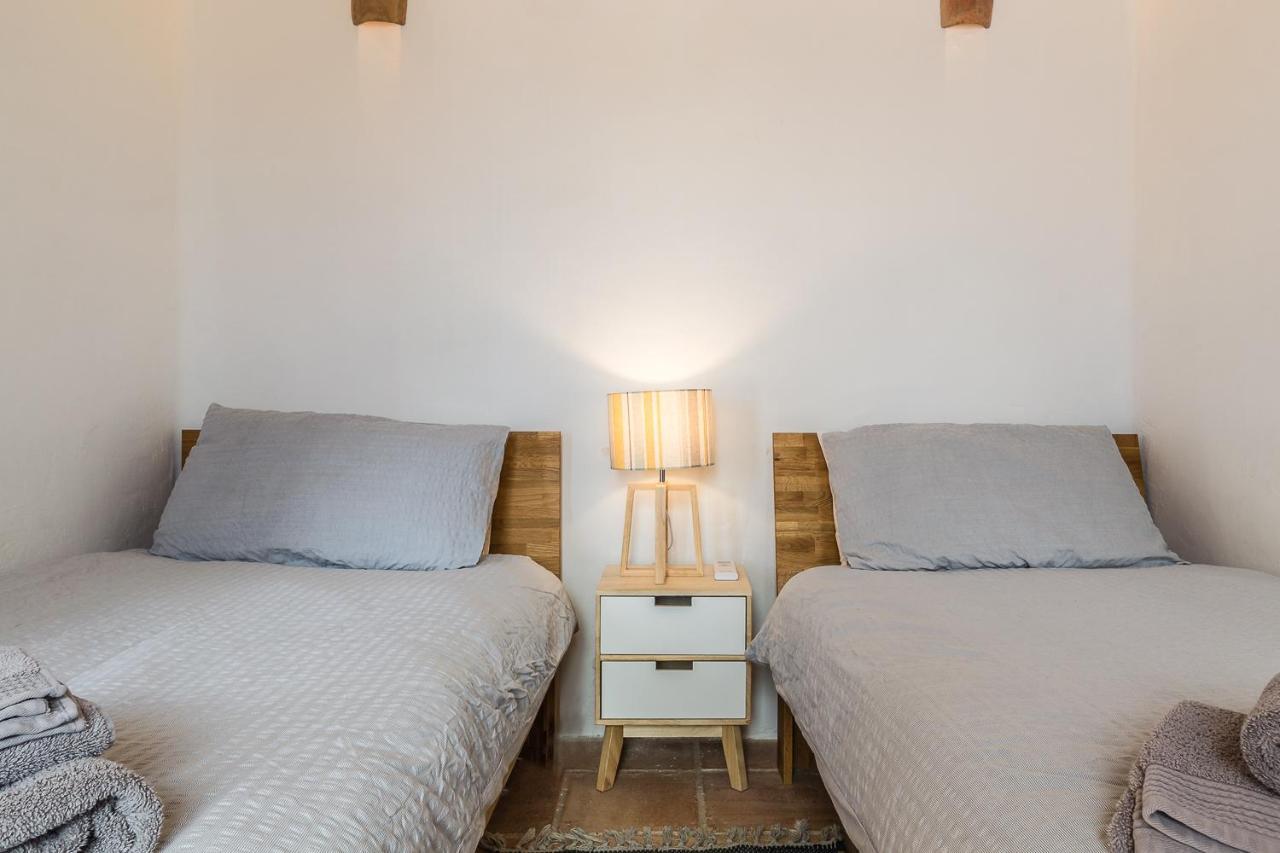 Casa Sol - Traditional With Pool And View *