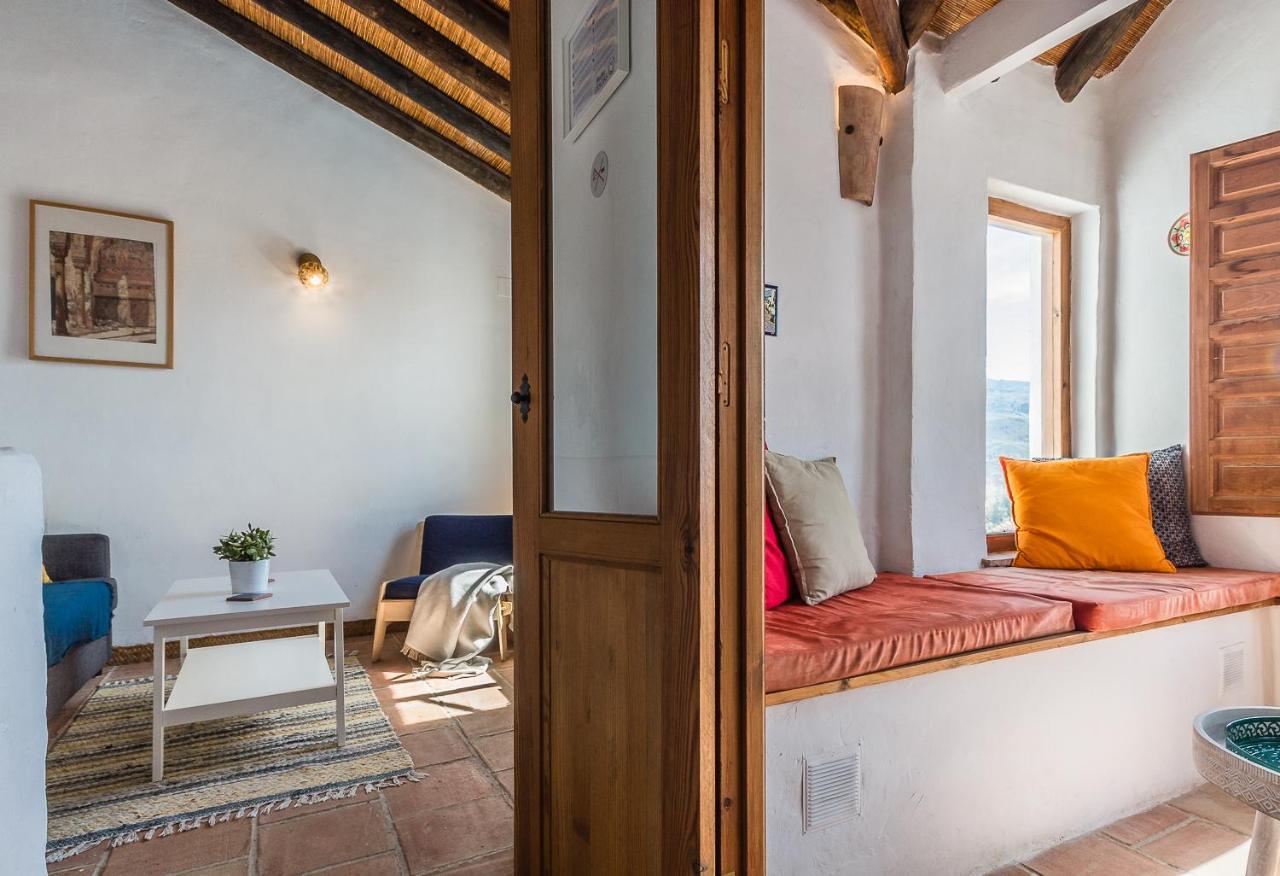 Casa Sol - Traditional With Pool And View * Pinos del Valle