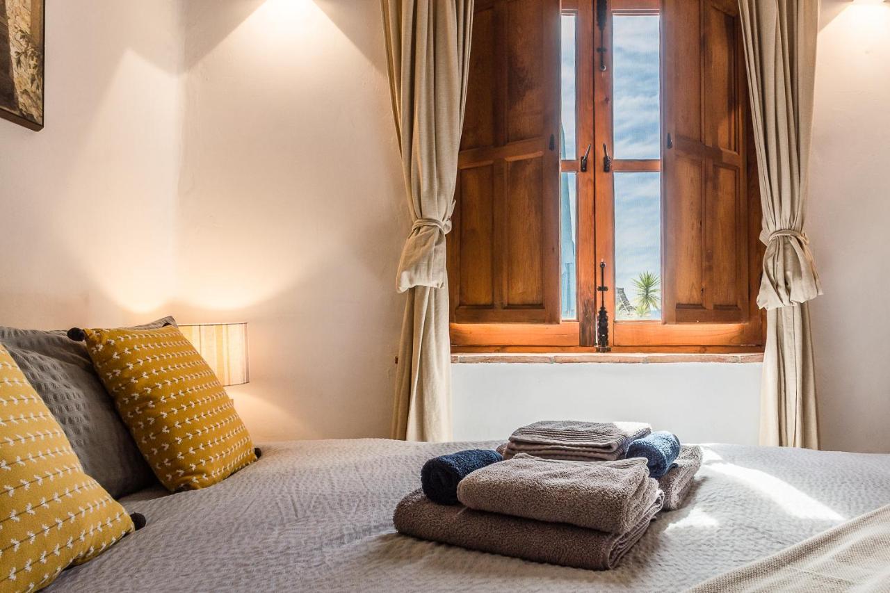 Casa Sol - Traditional With Pool And View Holiday home *