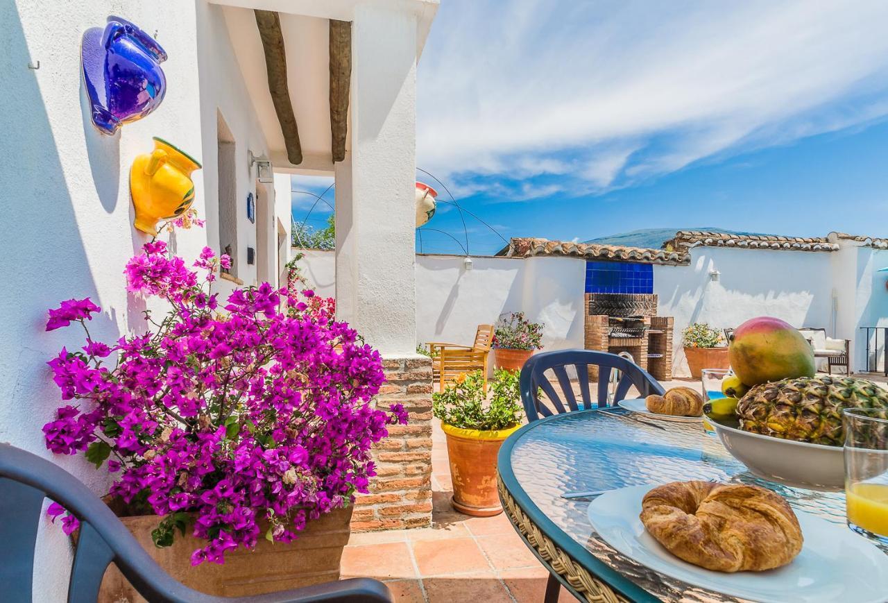 Casa Sol - Traditional With Pool And View * Pinos del Valle