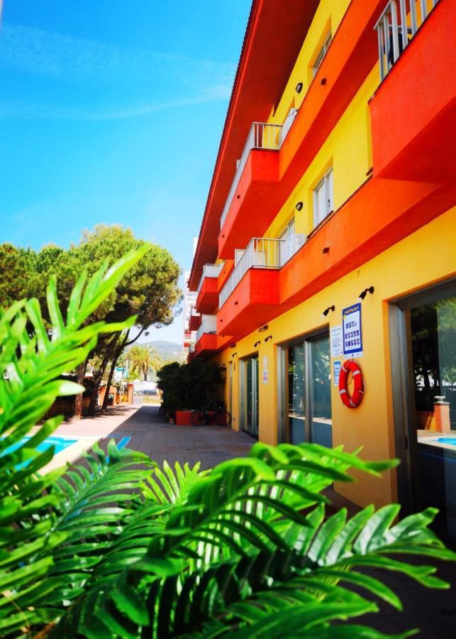 Apartahotel Quintasol 3*