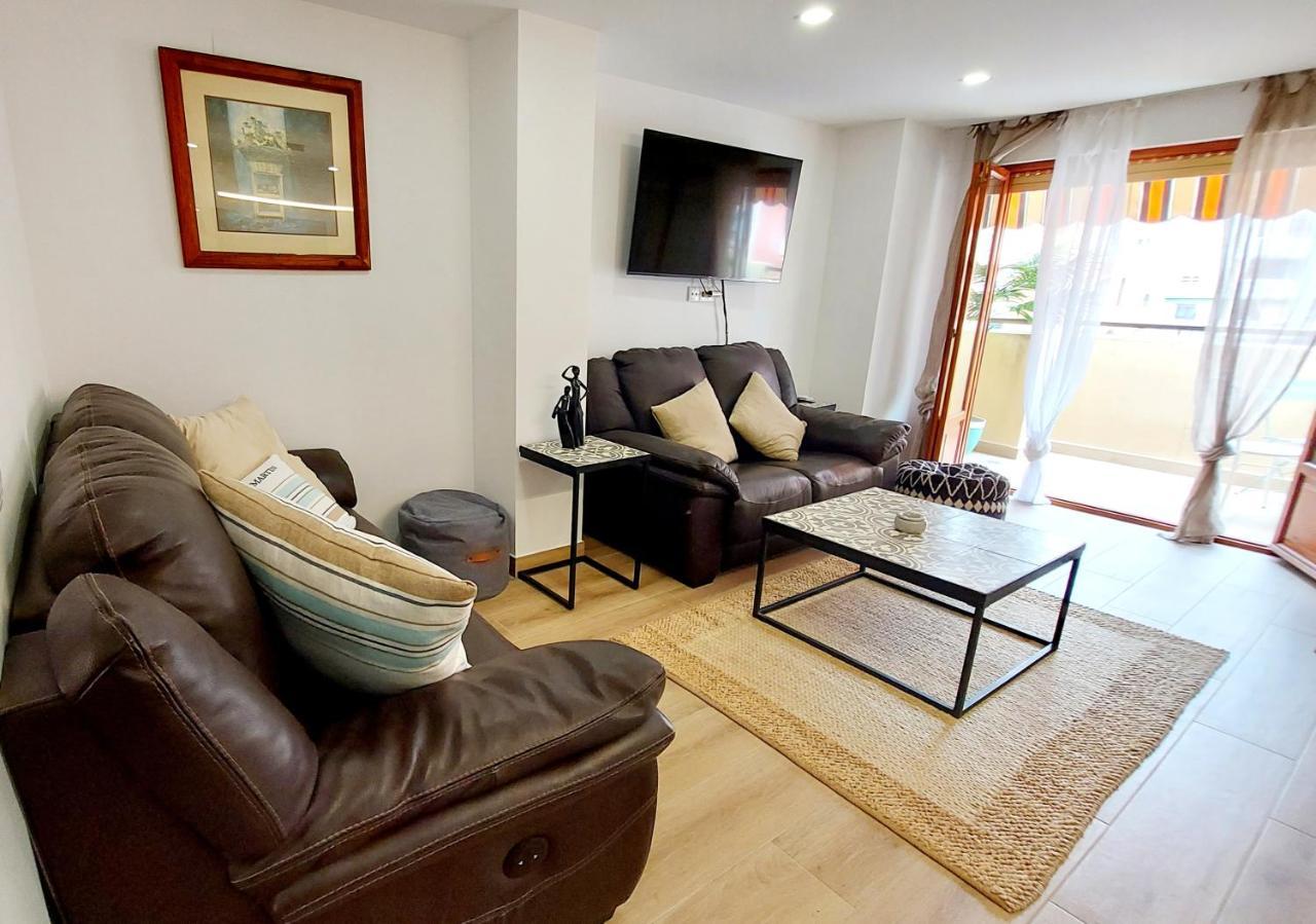Sunny Duplex In Front Of Campello Apartamento