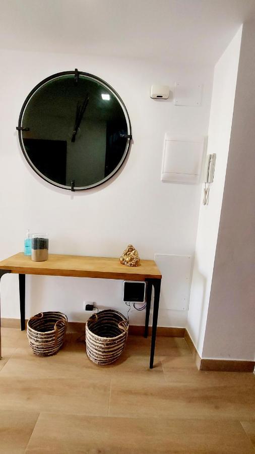 Sunny Duplex In Front Of Campello