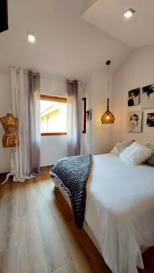 Sunny Duplex In Front Of Campello Apartamento *