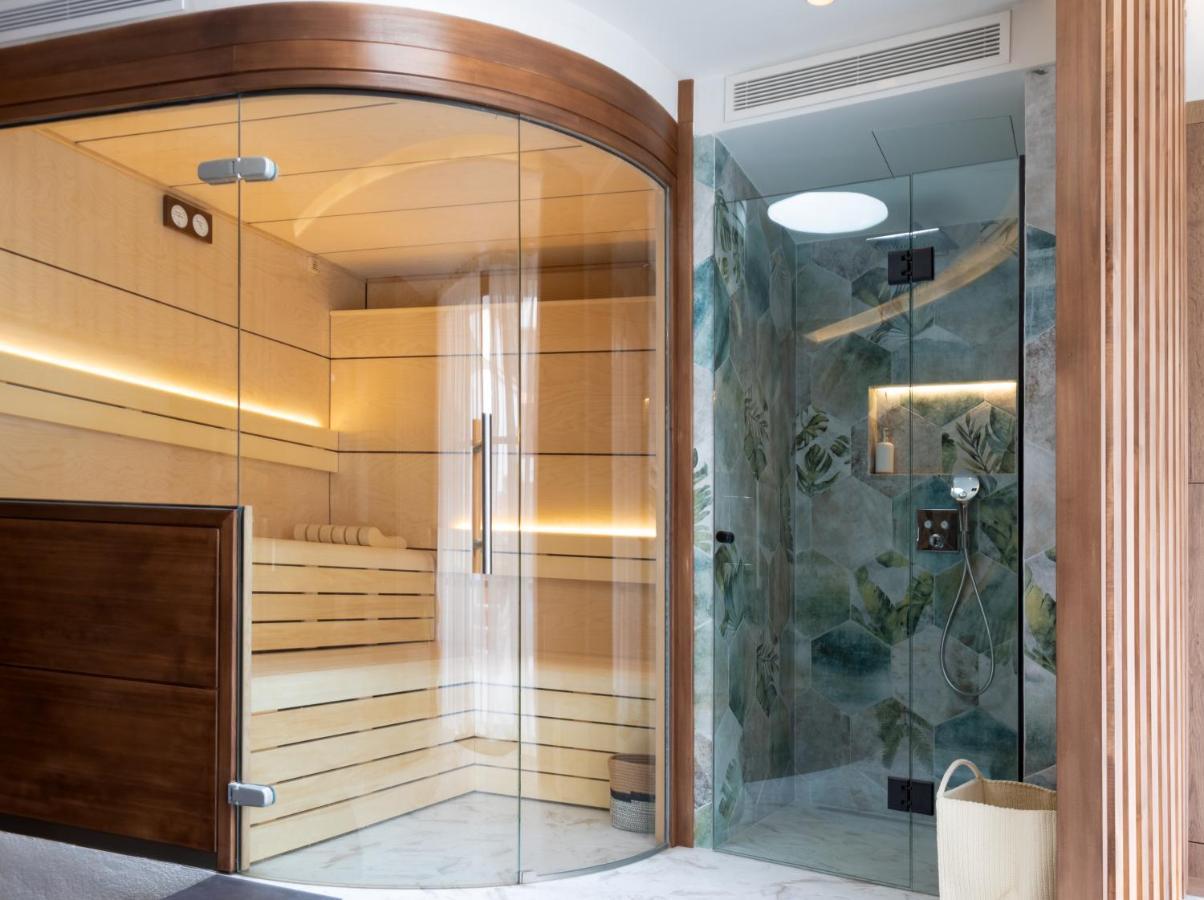 Hotel Sa Voga & 4*