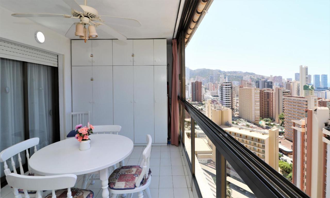 Gemelos 2 18-E Apartment