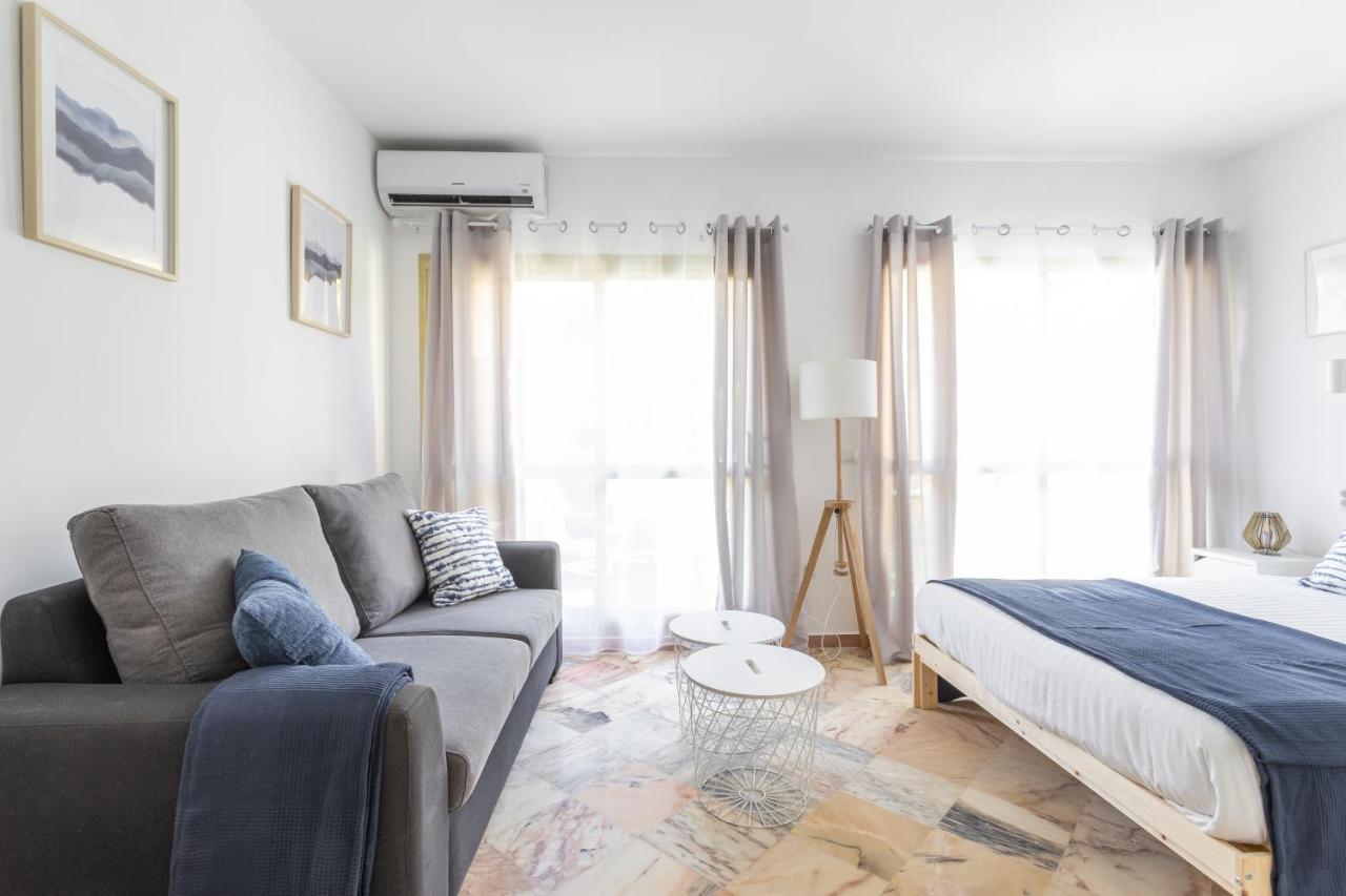 Apartamento Oleholidays 305 Romana Playa Primera Línea Playa Marbella