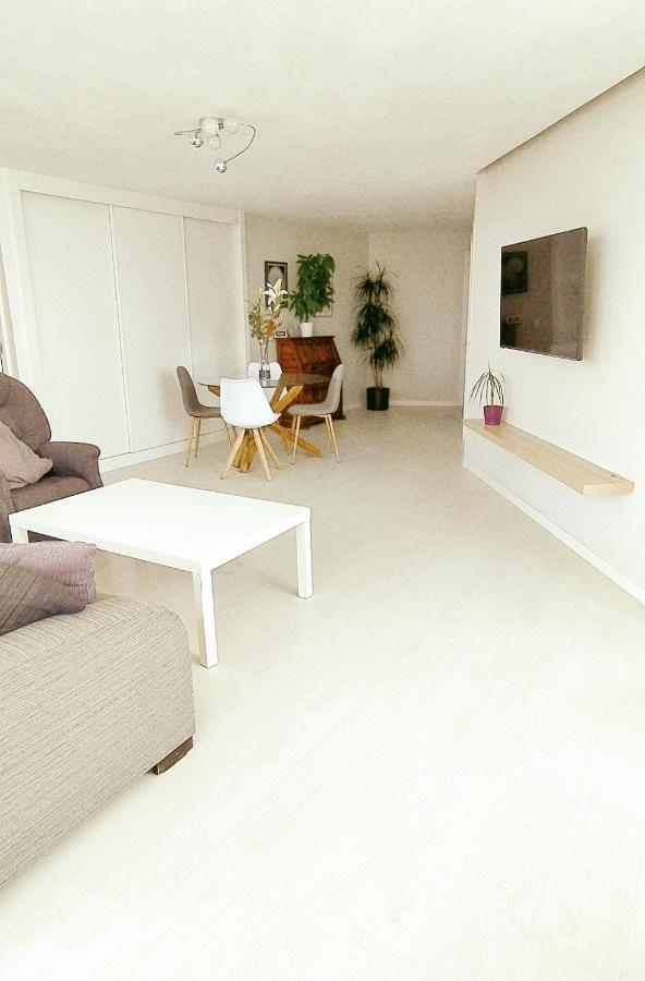 Apartment Centric Flat Level 17 With Panoramic Terrace Overlooking The Sea Torremolinos