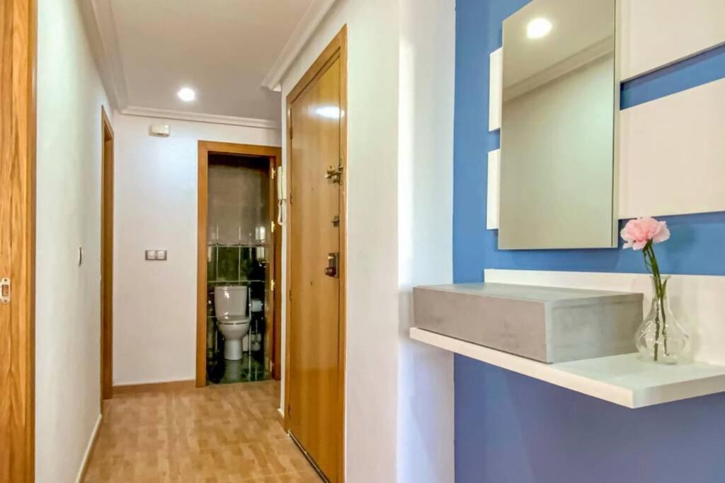Piso Recien Reformado En Puerto De Mazarron. Apartment *