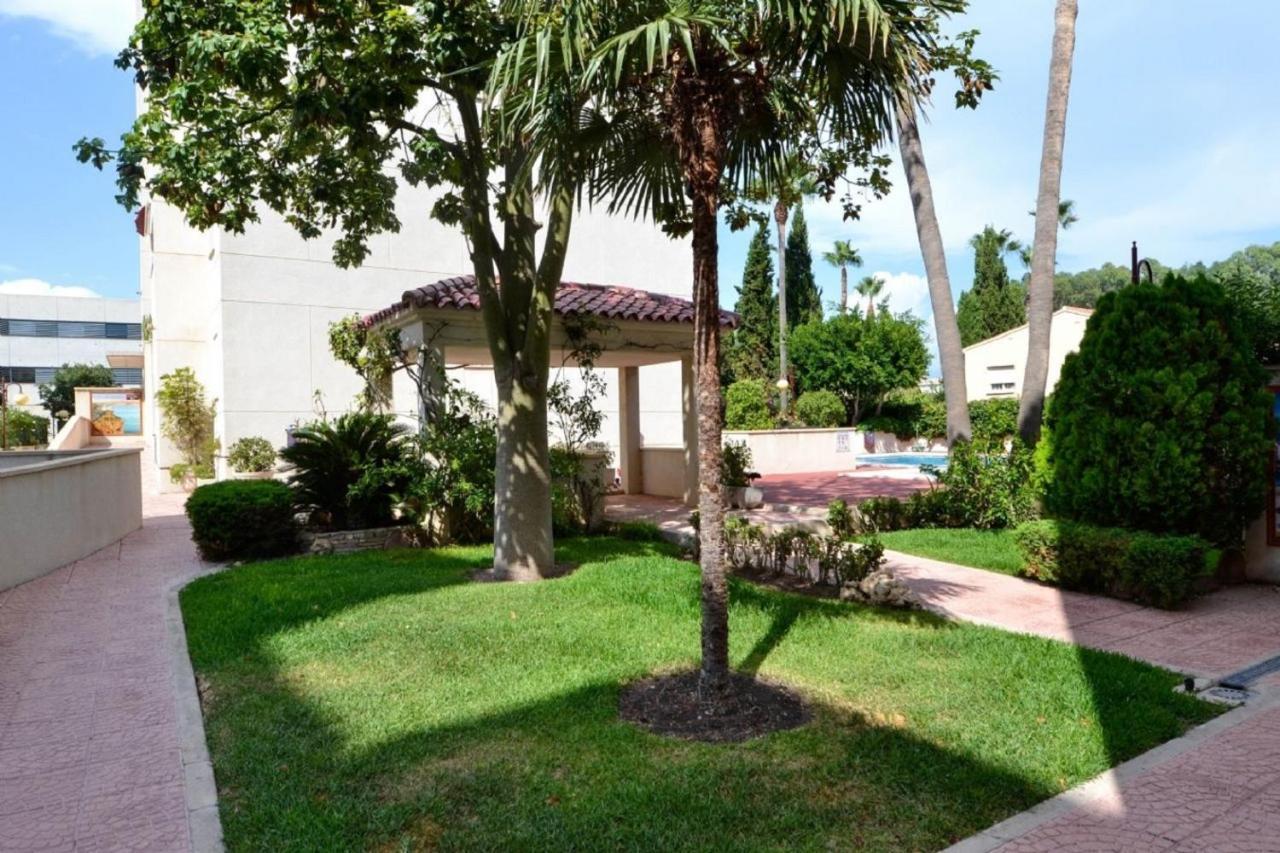 Golf Pau Casals Apartment