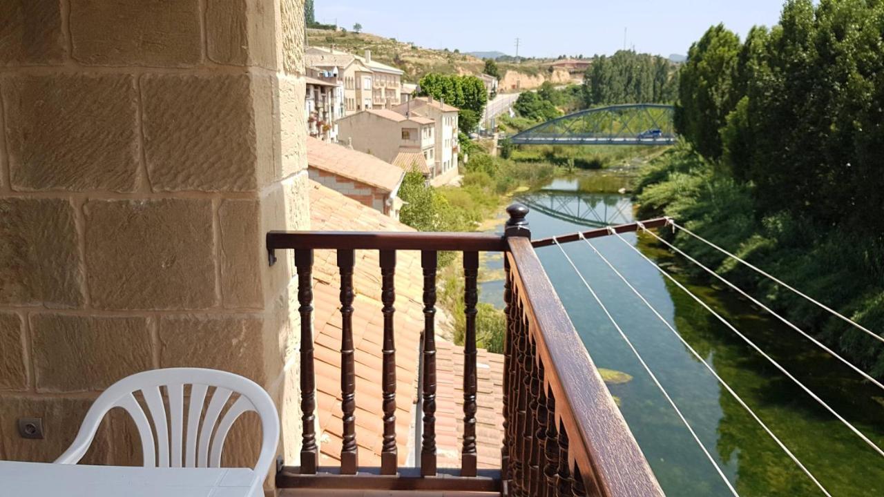 Apartamento Histórico Siglo Xiv Con Vistas Al Río Y Parking En