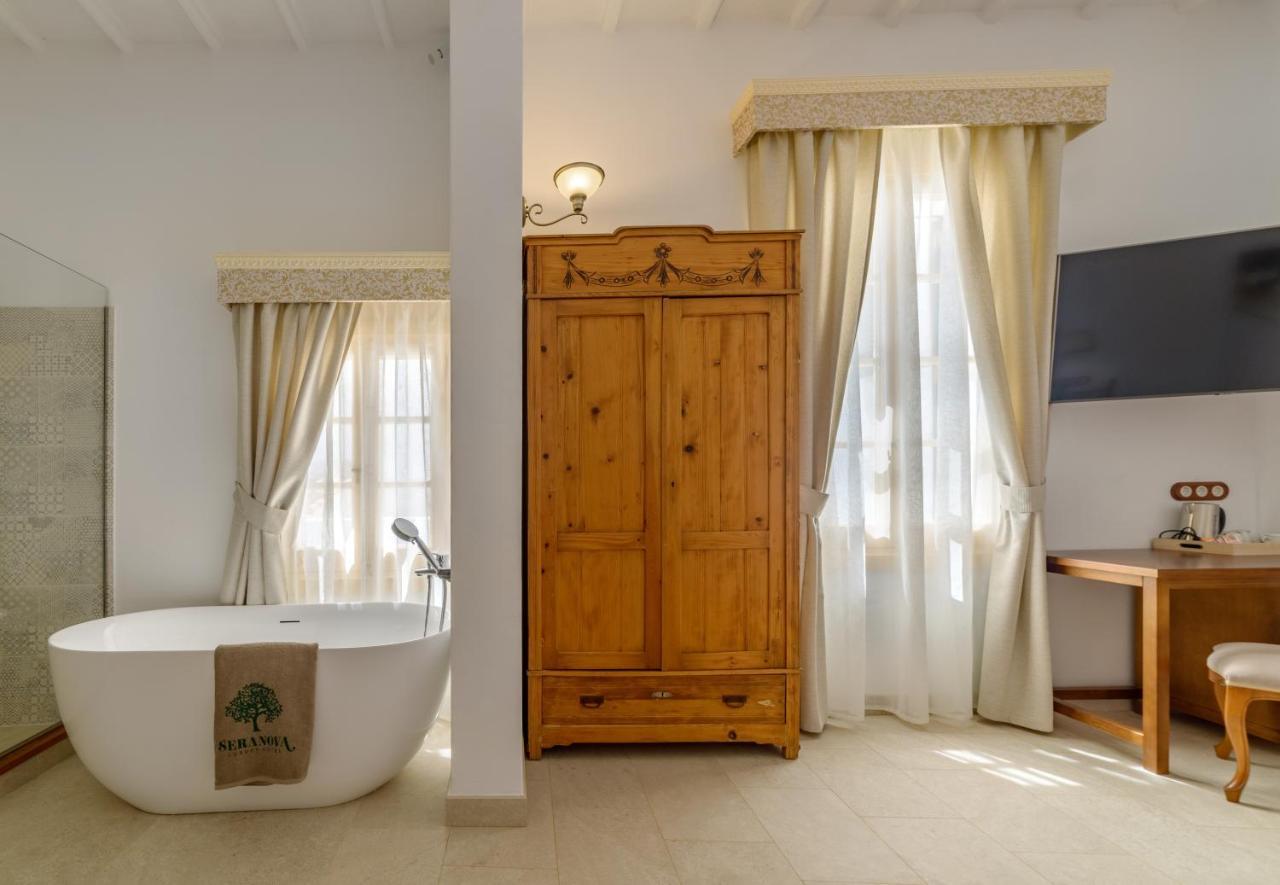 Seranova Luxury - Adults Only