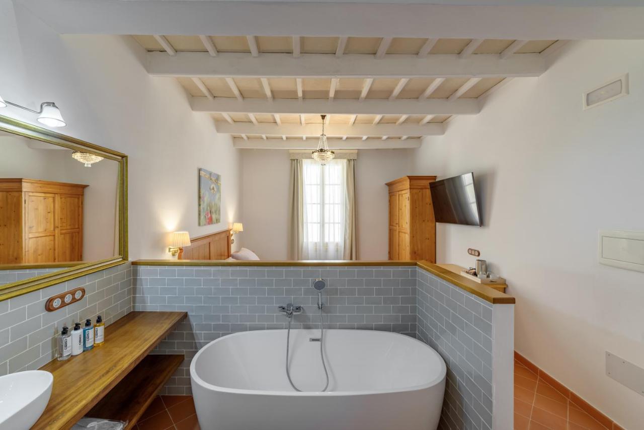 Seranova Luxury - Adults Only Hotel