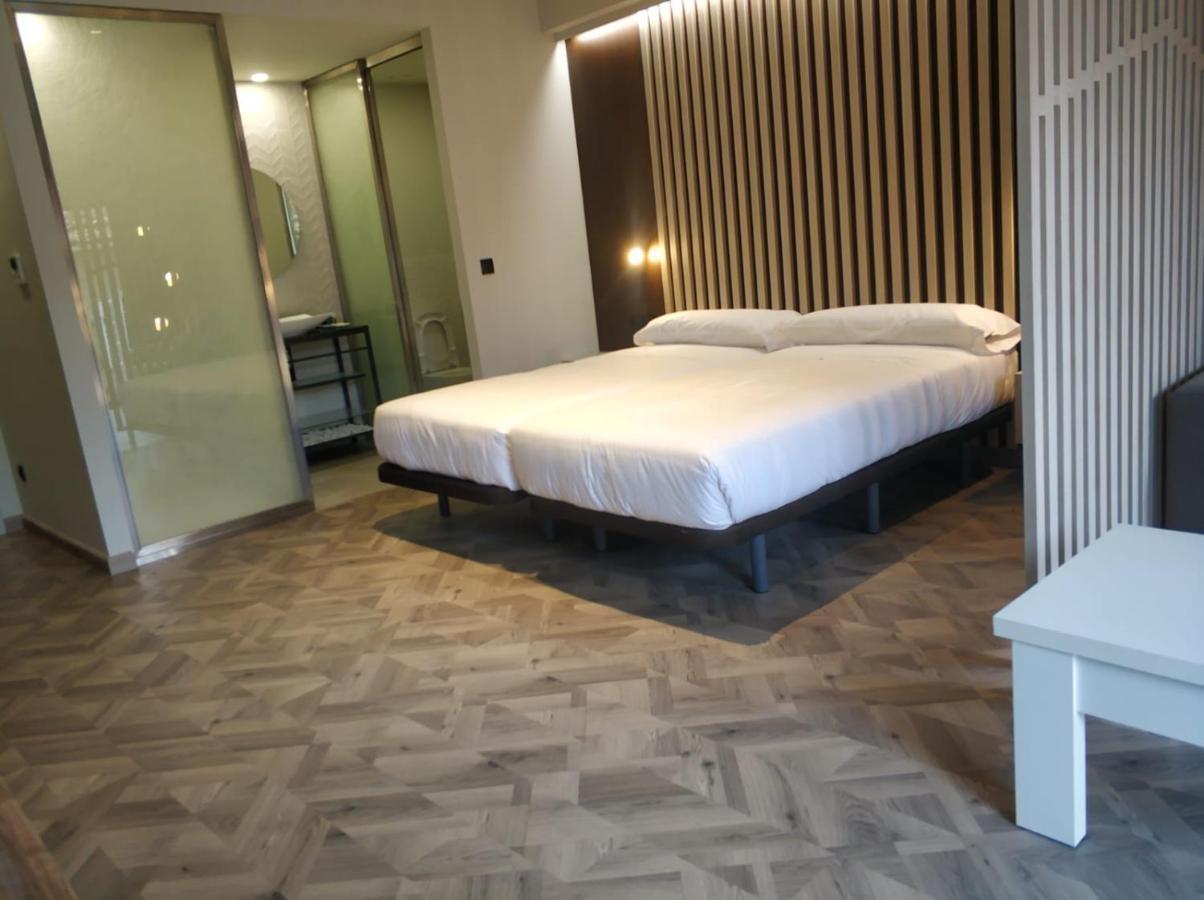 Apartamento Turísticos Y Vella By Bossh *