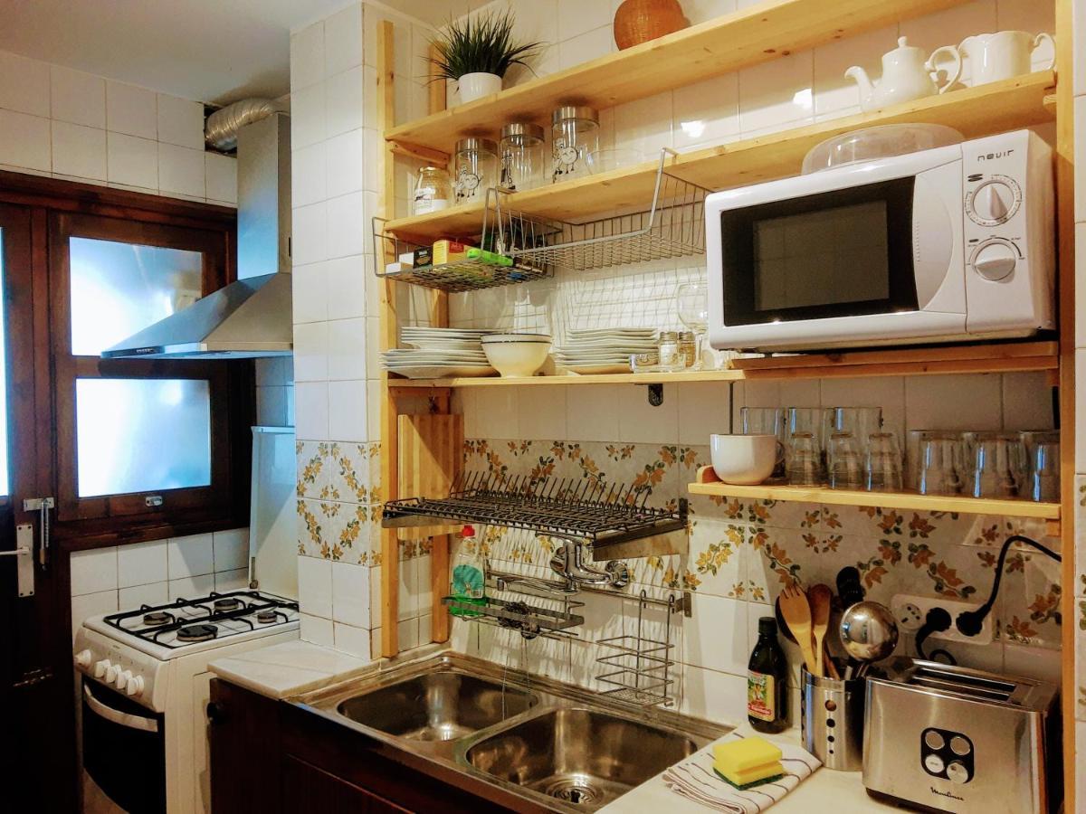 Beachfront Apt! Ac - Pool - Parking Apartamento *