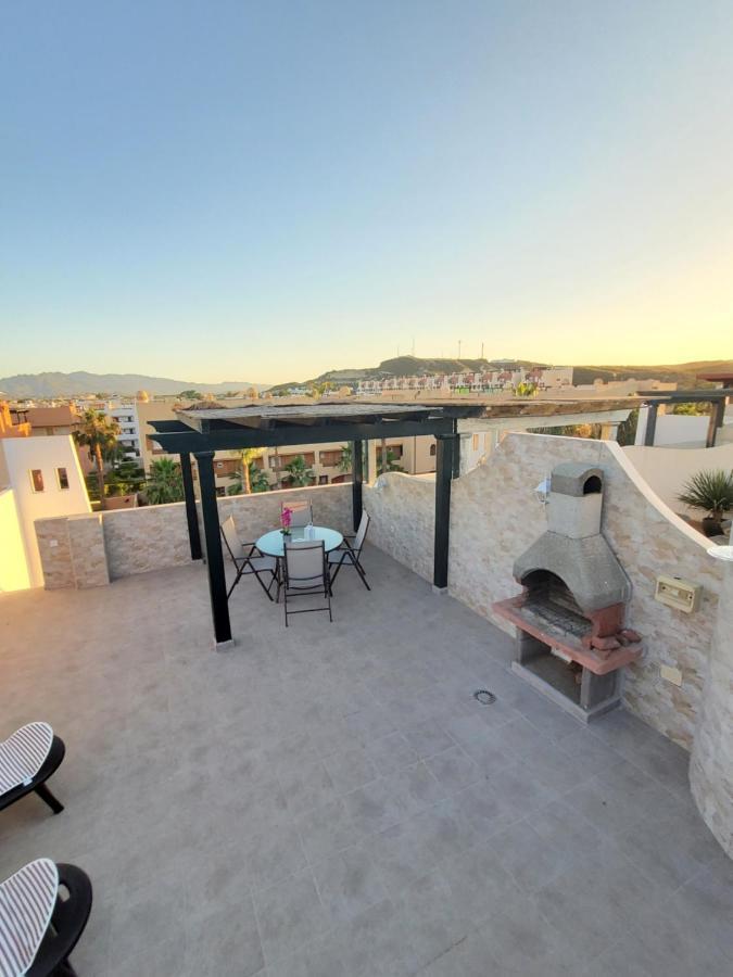ático Precioso Con Piscina Privada En Paraíso De Vera!
