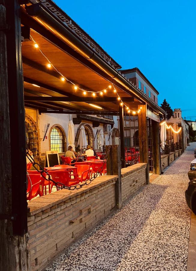 Posada Del Cid Pensión