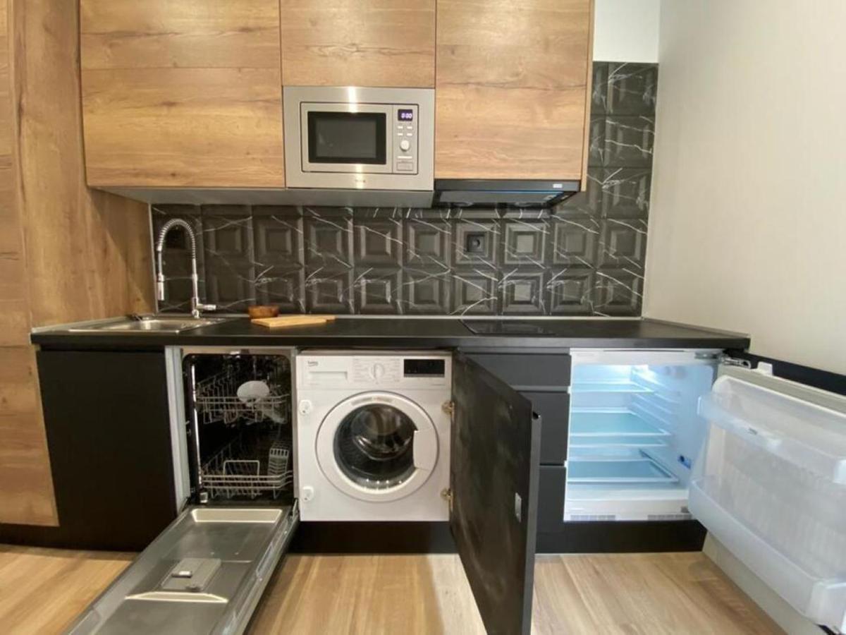 Sun Si Moon Apartment